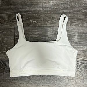 garage white strip top